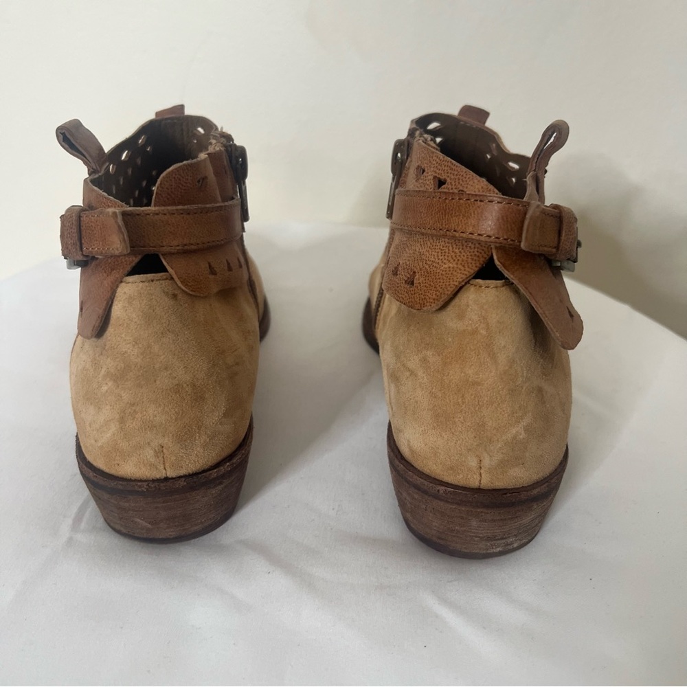 Women’s‎ Bohetto Terra Cotta Suede/Leather Buckled Pointed Toe Ankle Boots Sz 37 - Picture 4 of 9